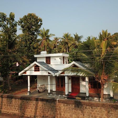 Belhaven Home Stay Thiruvananthapuram Exteriör bild